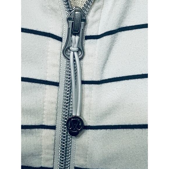 Lululemon Nice Asana Jacket Slalom Stripe Angel Wing / Angel Wing Size 8 - Picture 4 of 10